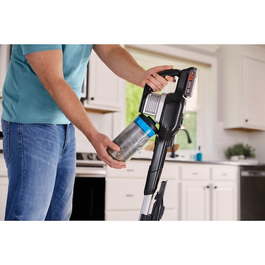 The BLACK+DECKER reviva™ 12V Cordless oscillating tool is an easy to use versatile multi-tool with tool-free blade change.